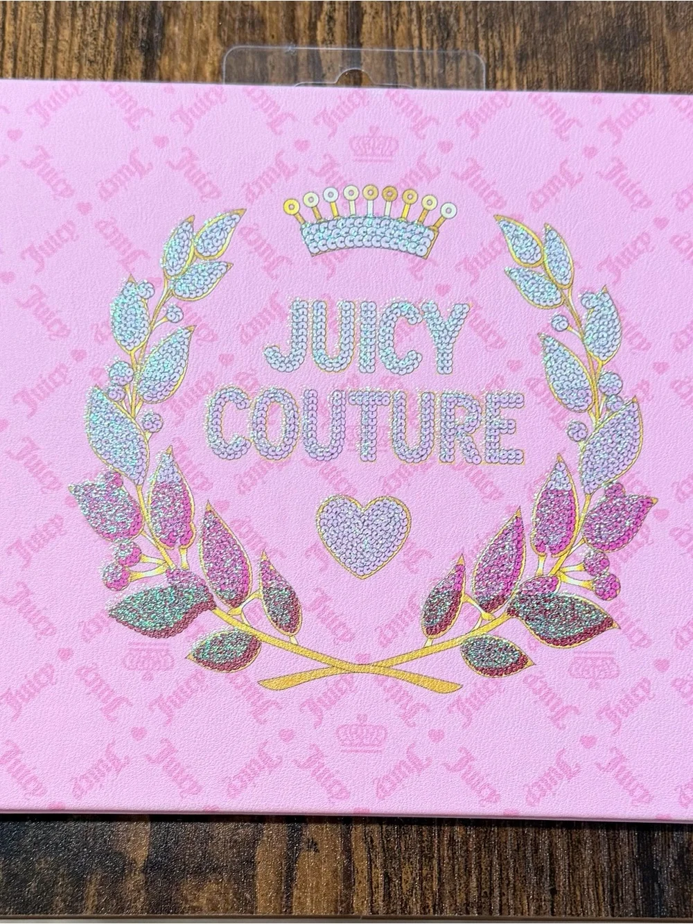 Juicy Couture Pink Eyeshadow & Face Palette – Pink